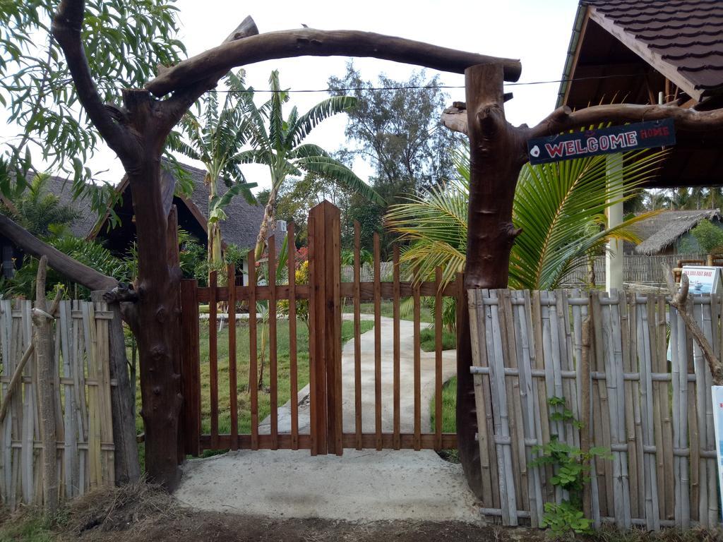 Rose Bungalow Hotel Pemenang ภายนอก รูปภาพ