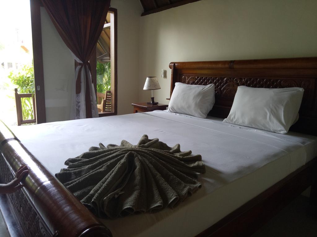 Rose Bungalow Hotel Pemenang ภายนอก รูปภาพ