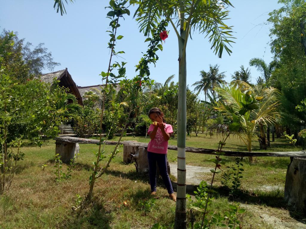 Rose Bungalow Hotel Pemenang ภายนอก รูปภาพ